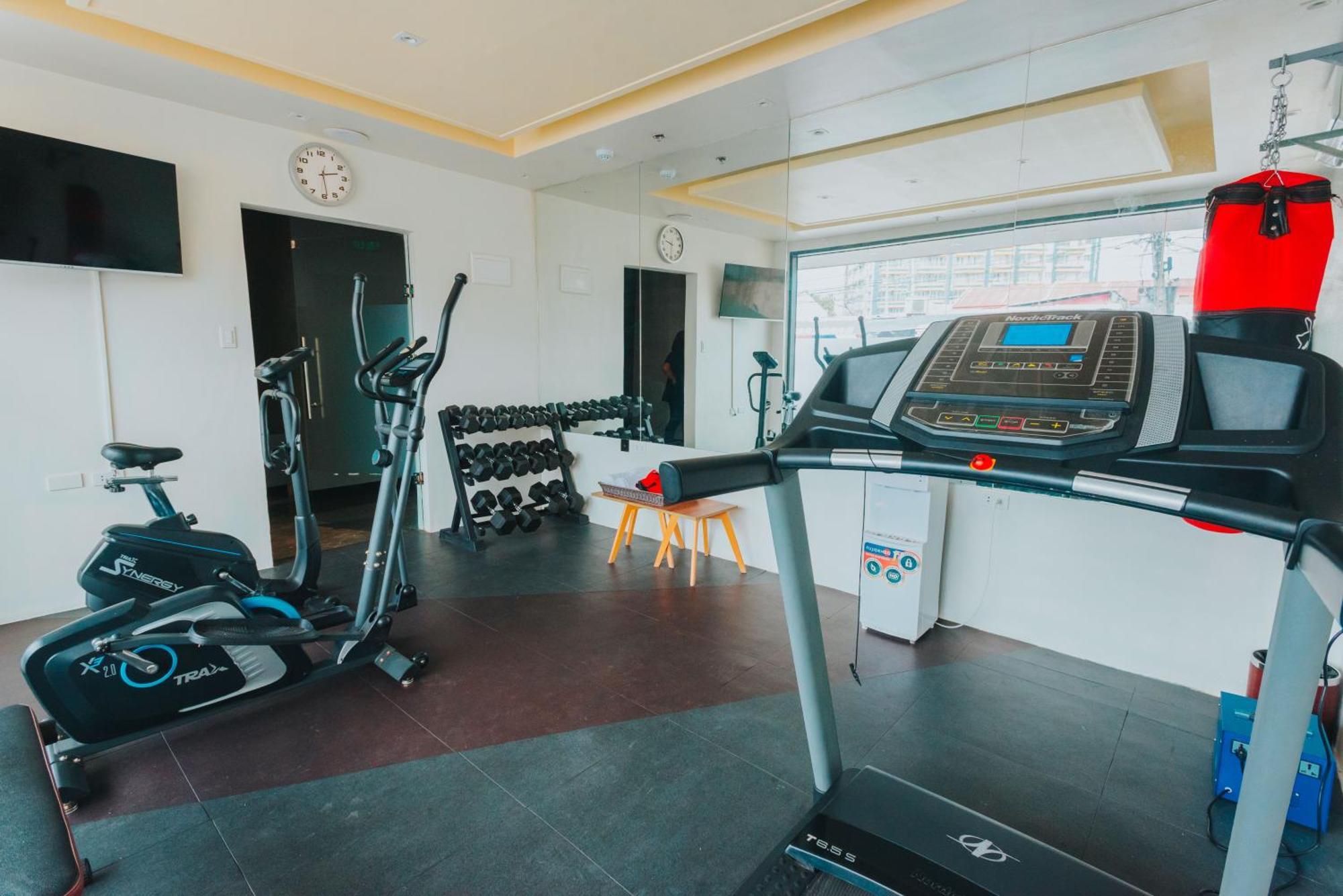 Surestay Studio By Best Western Clarkview Angeles City Extérieur photo